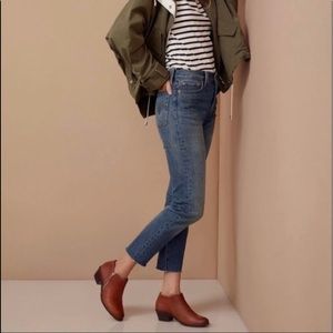 NWOB Vionic Joy Jolene Leather Ankle Bootie Size 9 Mocha with Darker Brown Toe